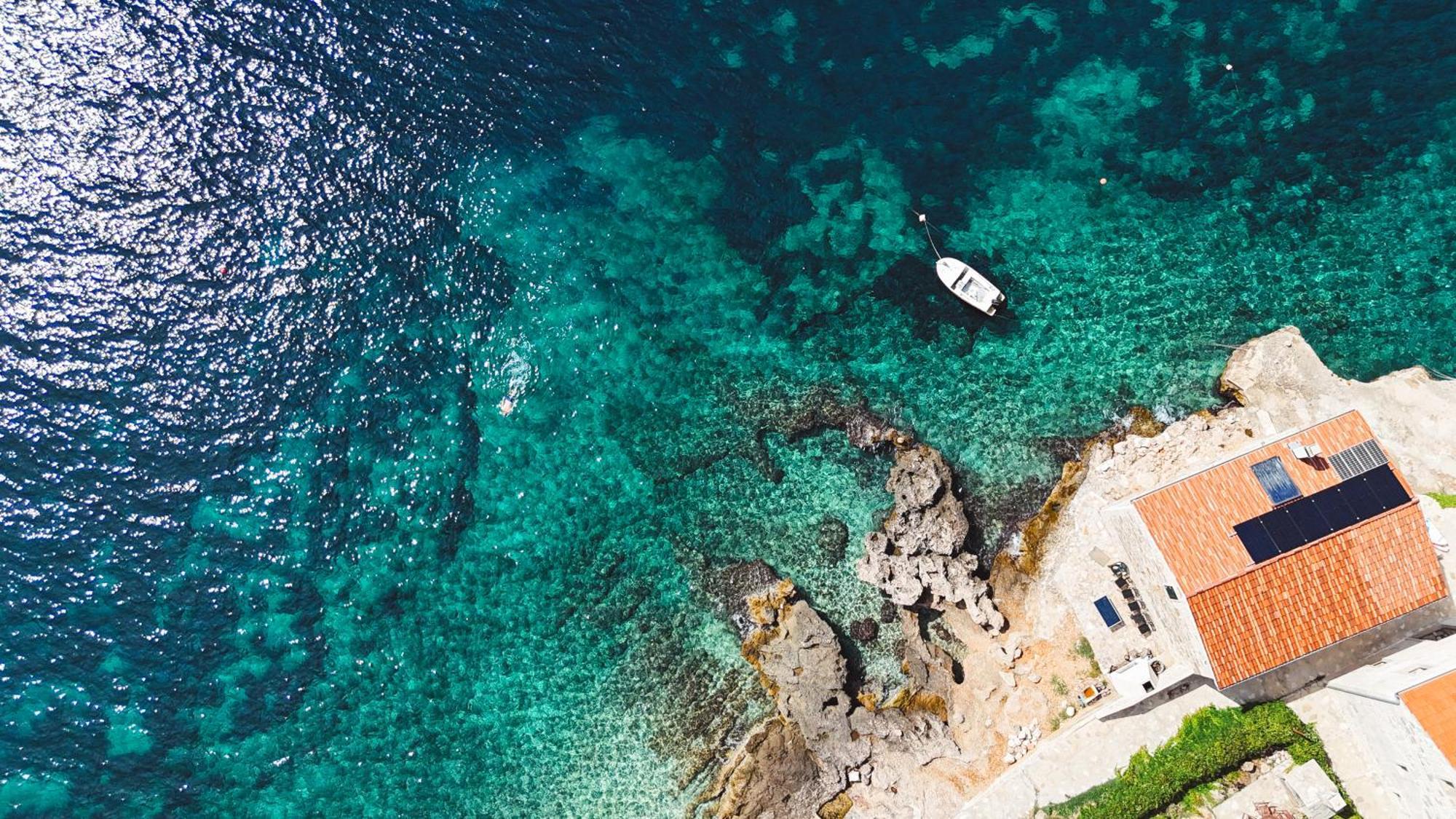 Vila Lila Hvar - Sustainable Stone Cliff House *