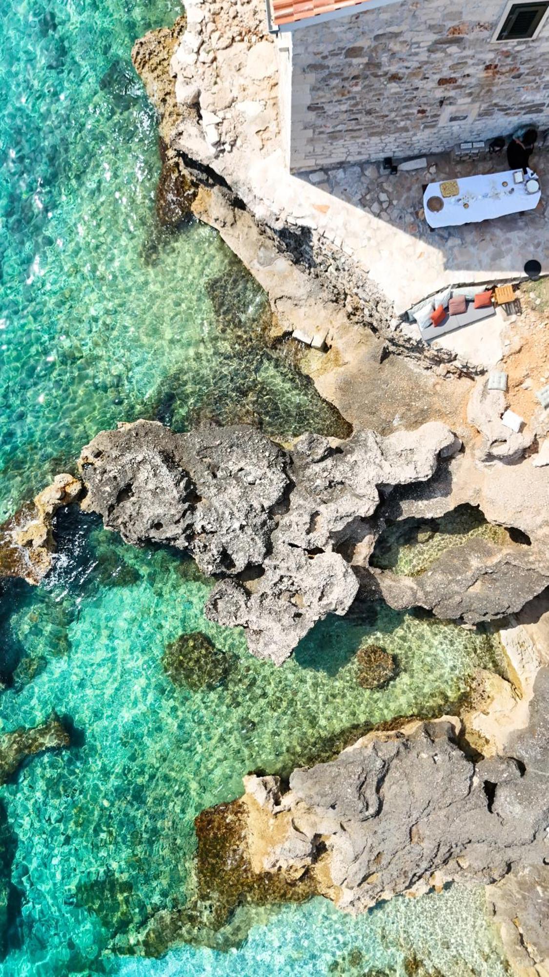 Lila Hvar - Sustainable Stone Cliff House
